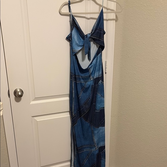 Dresses & Skirts - Stylish Blue Maxi Dress